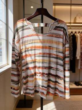 The Urban Hippie Southwestern Stripe Twist Back Long Sleeve Top Medium NWT